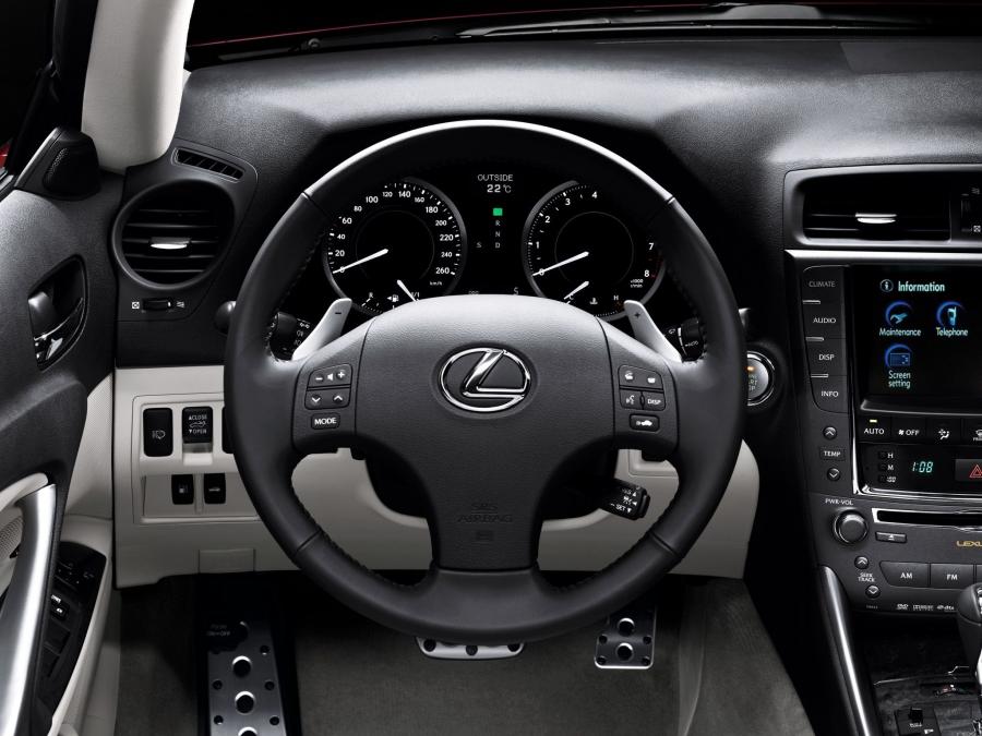  Lexus IS250C 2009 года  (EU) (фото 6 из 29)